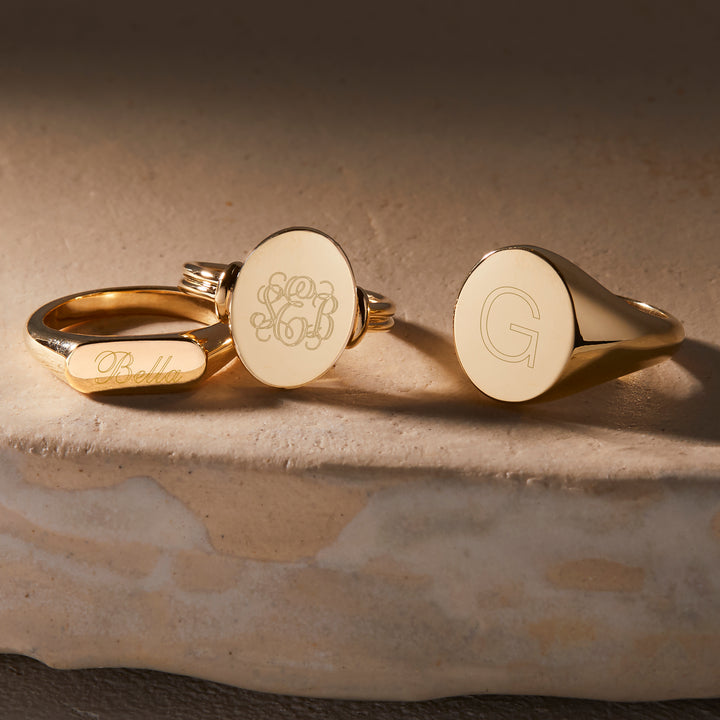 Evie Date Signet Ring