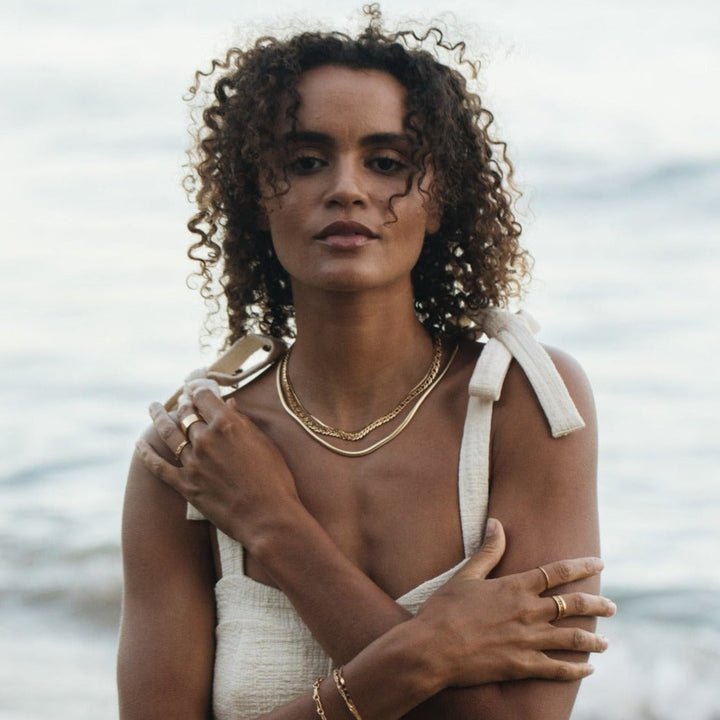 Izzy Herringbone Necklace